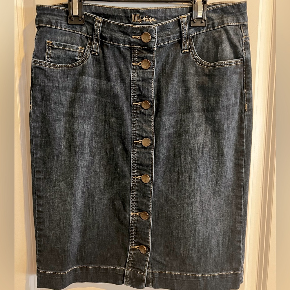 Women’s denim skirt, Size 2, worn a handful of times and like new.